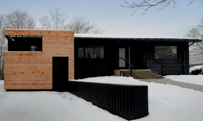 Planos de pequeña casa de dos dormitorios, fachada modernizada e